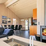 5 Star In Lokken *