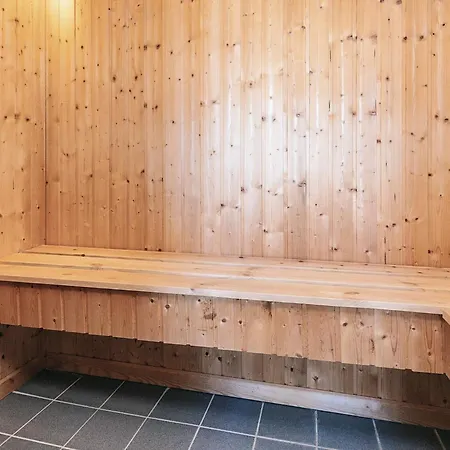 Modern Retreat - By Traum