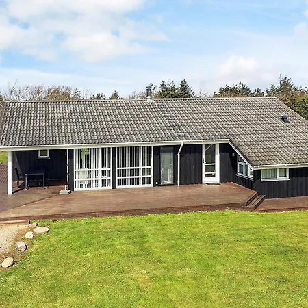 別荘 Modern Retreat - By Traum