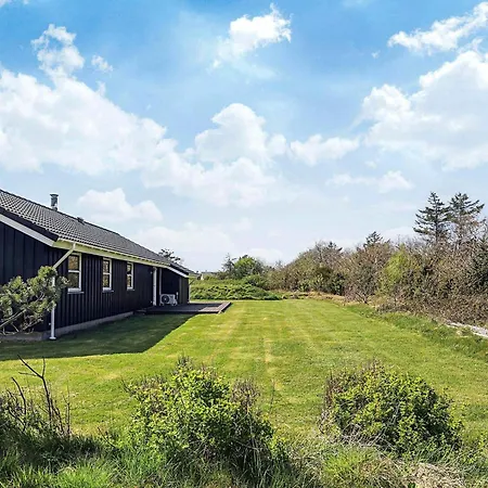 別荘 Modern Retreat - By Traum *