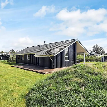 Modern Retreat - By Traum *