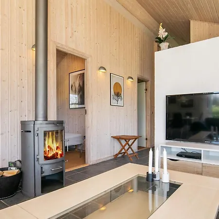 Modern Retreat - By Traum * Trudslev