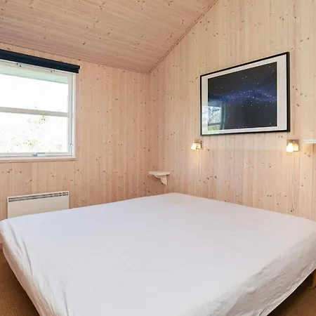 Semesterbostad 5 Star In Lokken