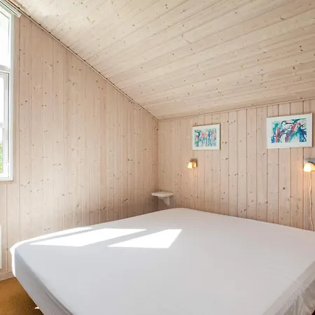 Semesterbostad 5 Star In Lokken Trudslev