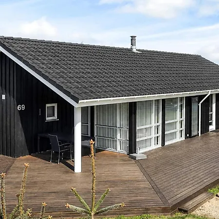 5 Star In Lokken Trudslev