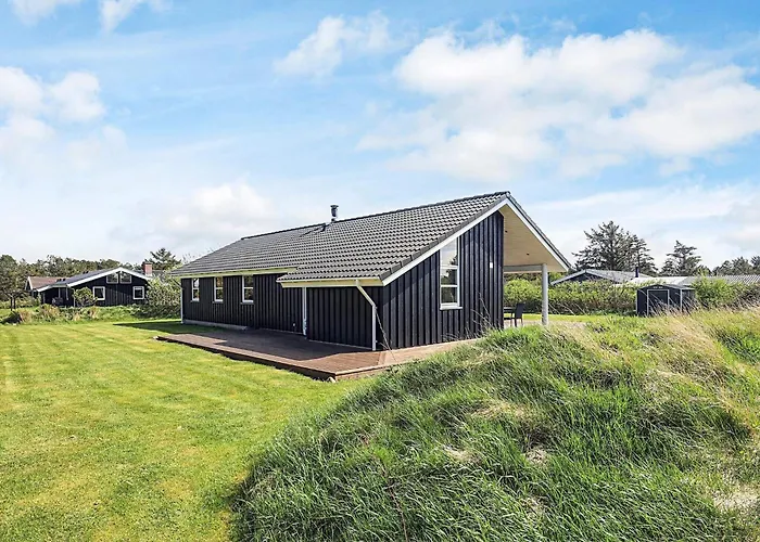 Modern Retreat - By Traum *